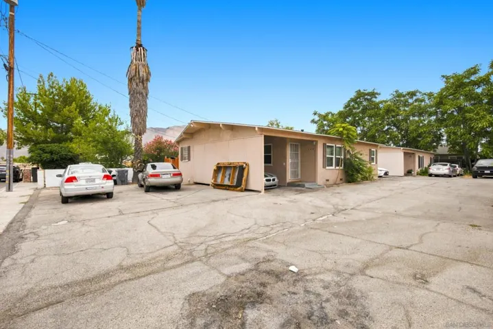 157 N Sheriff Ave, San Jacinto, California 92583