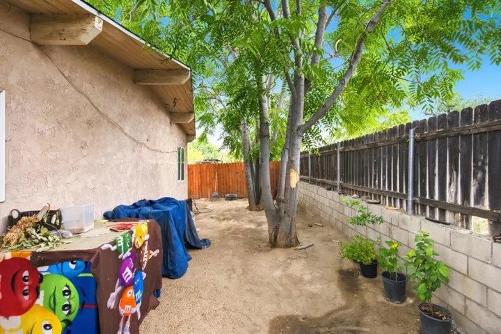 157 N Sheriff Ave, San Jacinto, California 92583