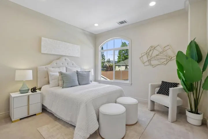 182 Redding Road, Campbell, California 95008