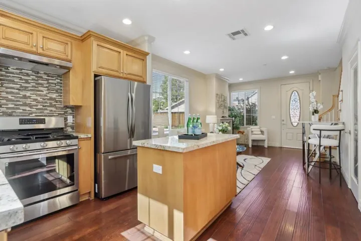 182 Redding Road, Campbell, California 95008