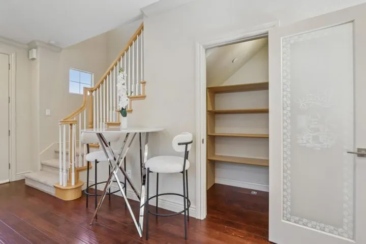 182 Redding Road, Campbell, California 95008