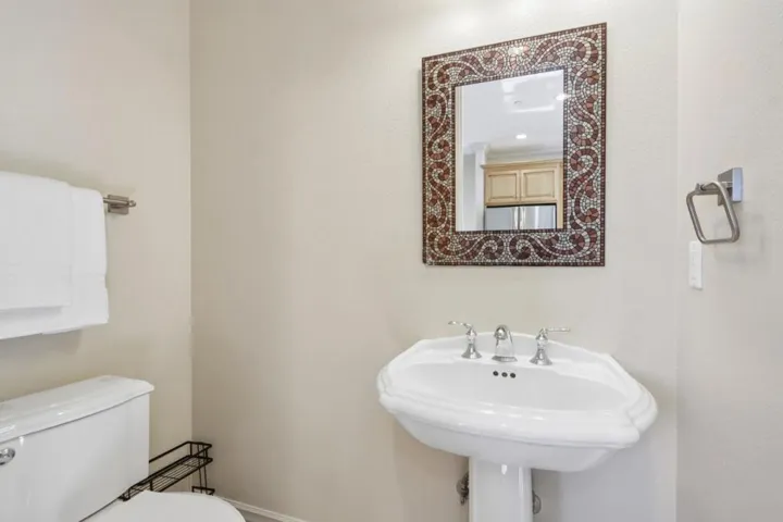 182 Redding Road, Campbell, California 95008