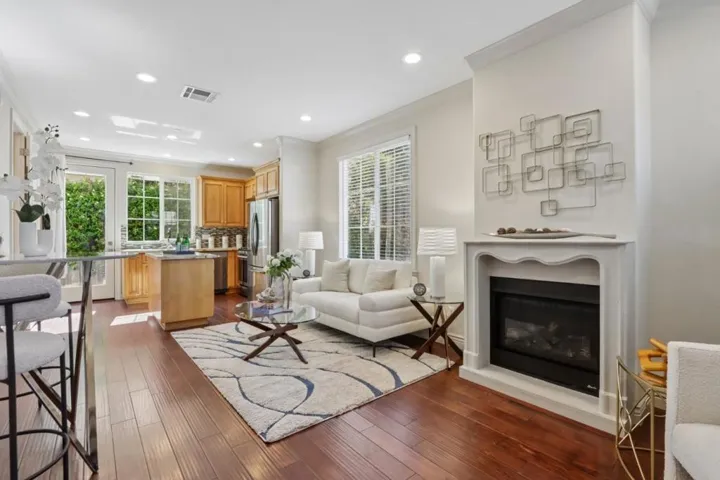 182 Redding Road, Campbell, California 95008