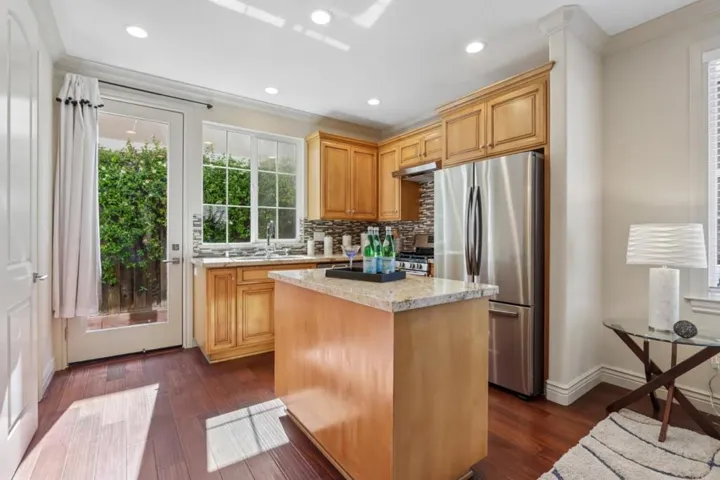 182 Redding Road, Campbell, California 95008