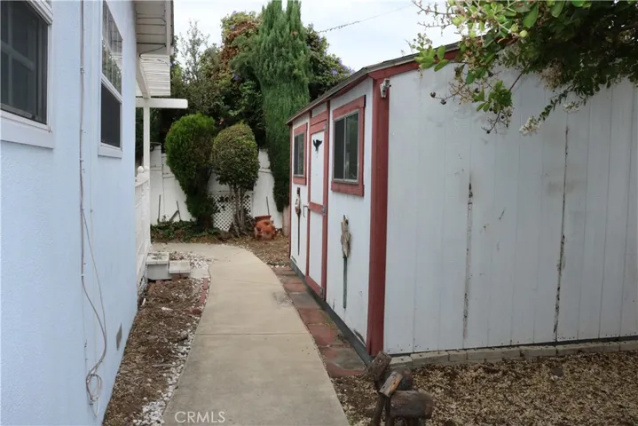 Side yard shed #2