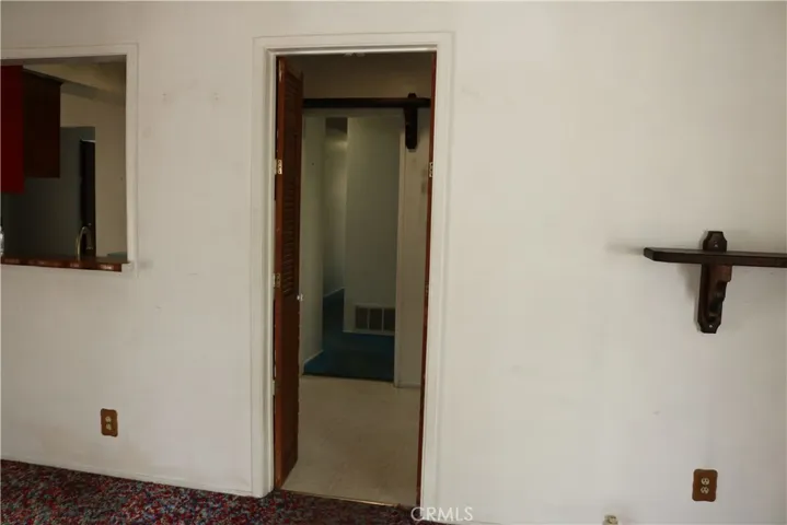 Family room to kitchen