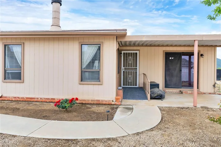 24800 Cornstalk Road, Wildomar, California 92595