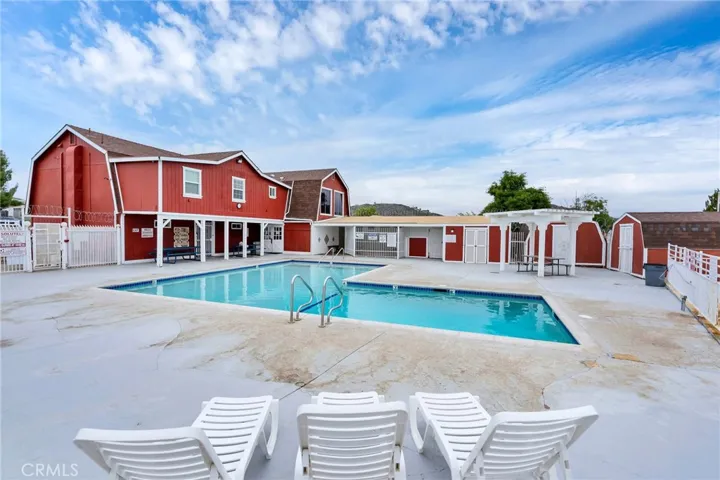 24800 Cornstalk Road, Wildomar, California 92595