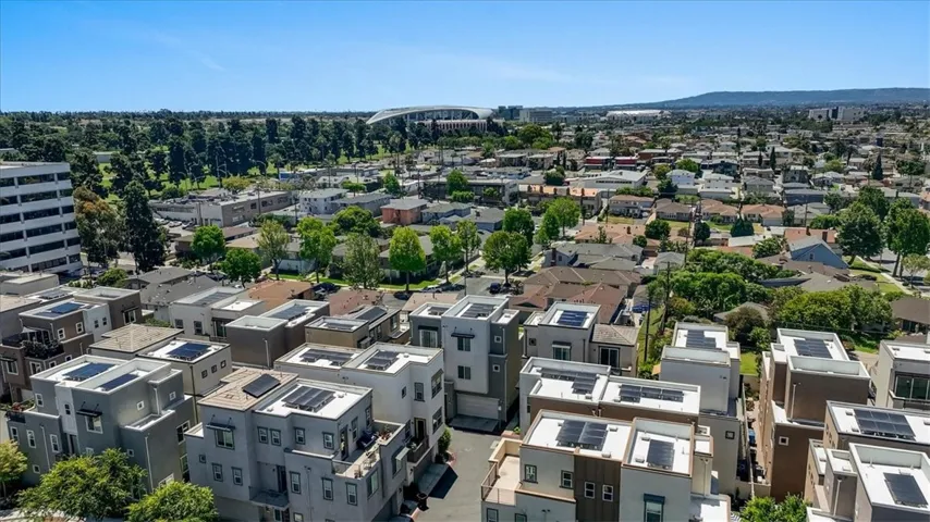 634 Daniel Freemann Cir, Inglewood, California 90301