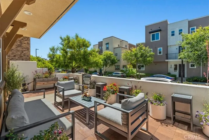 634 Daniel Freemann Cir, Inglewood, California 90301