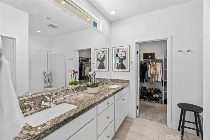 634 Daniel Freemann Cir, Inglewood, California 90301