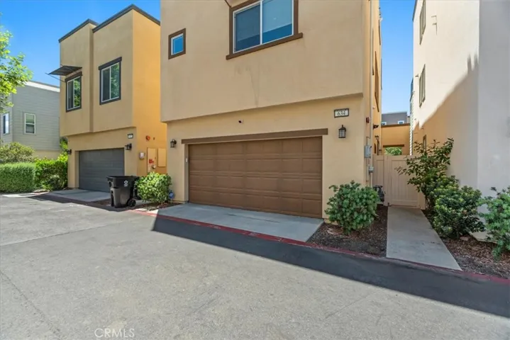 634 Daniel Freemann Cir, Inglewood, California 90301
