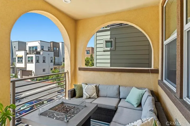634 Daniel Freemann Cir, Inglewood, California 90301