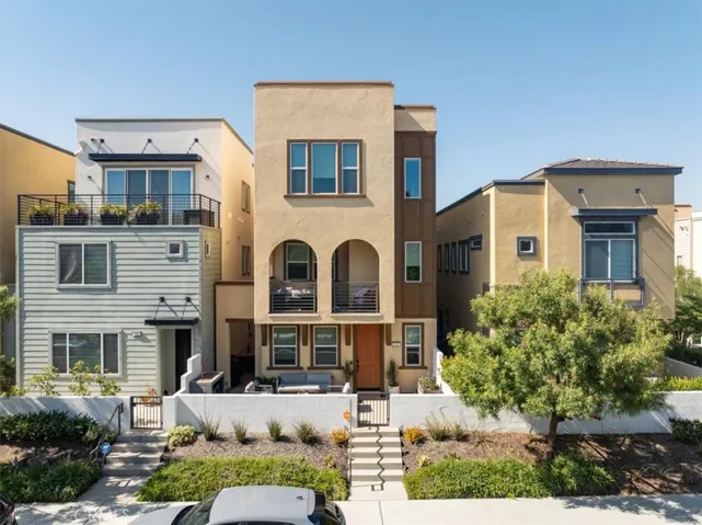 634 Daniel Freemann Cir, Inglewood, California 90301