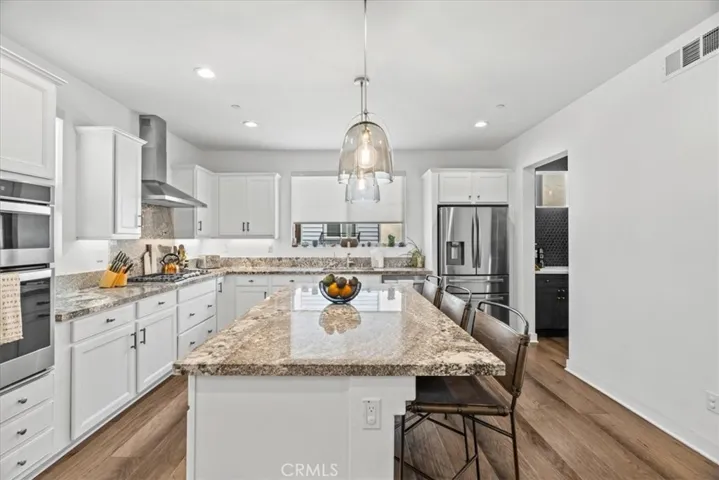 634 Daniel Freemann Cir, Inglewood, California 90301