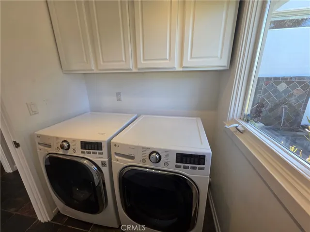 310 S Thurston, Los Angeles, California 90049