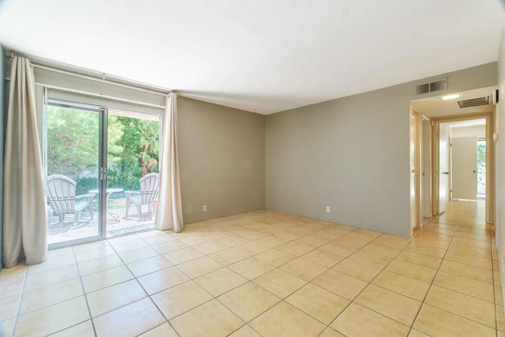 1353 Sunflower Circle N, Palm Springs, California 92262 — photo 4