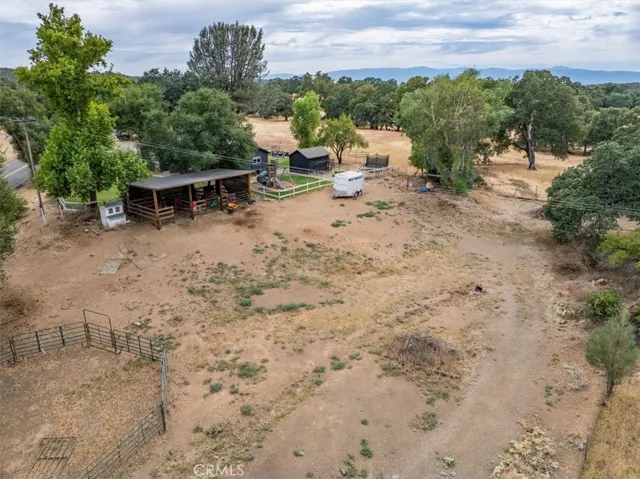 18500 Red Bank, Red Bluff, California 96080