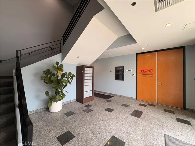 1977 W 190th St. #102, Torrance, California 90504