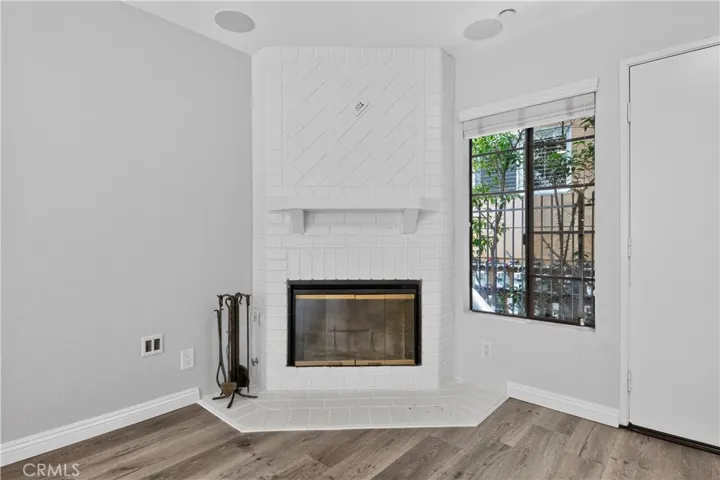 1221 N Sycamore 5, Los Angeles, California 90038