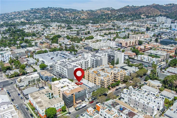 1221 N Sycamore 5, Los Angeles, California 90038