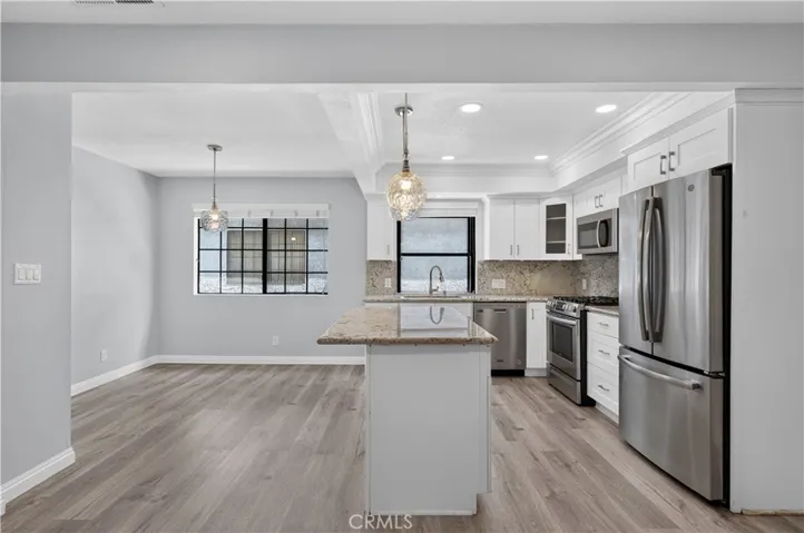 1221 N Sycamore 5, Los Angeles, California 90038