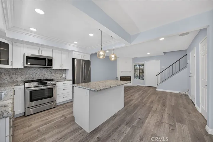 1221 N Sycamore 5, Los Angeles, California 90038