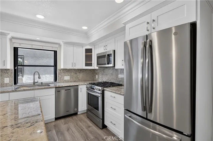 1221 N Sycamore 5, Los Angeles, California 90038