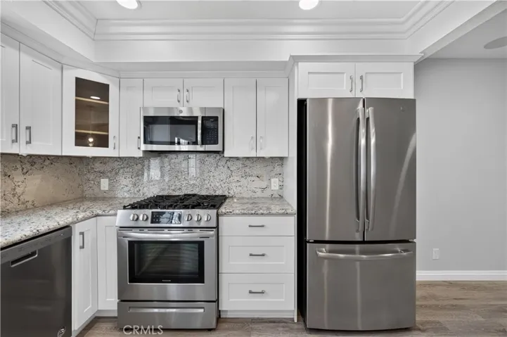 1221 N Sycamore 5, Los Angeles, California 90038