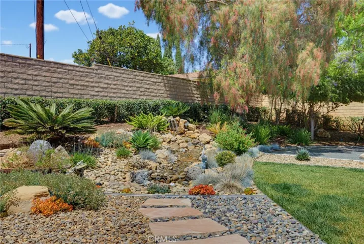 180 Mission Drive, Camarillo, California 93010