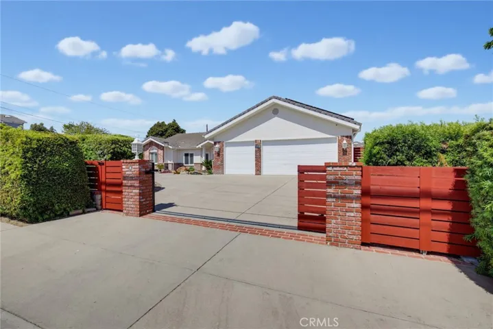 180 Mission Drive, Camarillo, California 93010