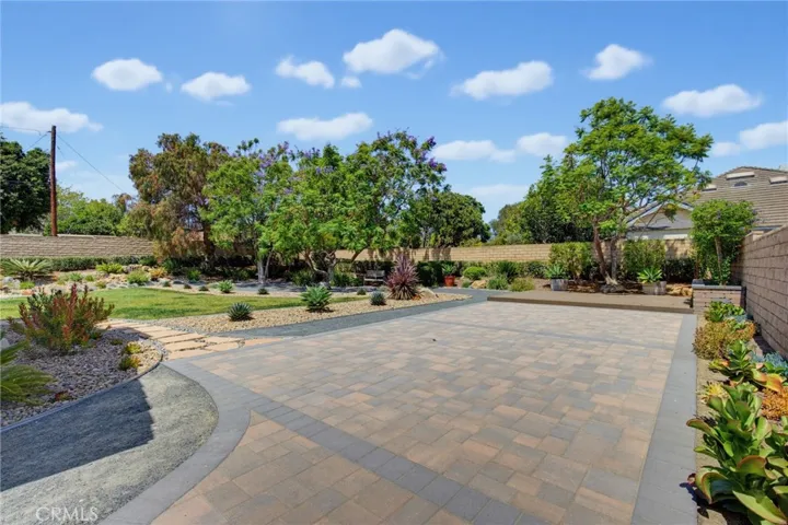 180 Mission Drive, Camarillo, California 93010