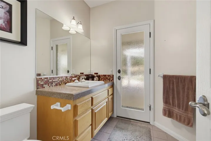 180 Mission Drive, Camarillo, California 93010