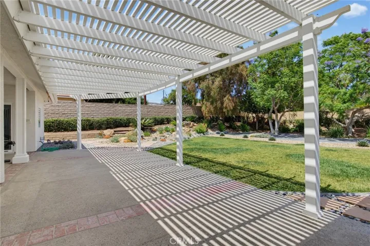 180 Mission Drive, Camarillo, California 93010