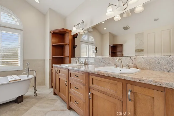 180 Mission Drive, Camarillo, California 93010