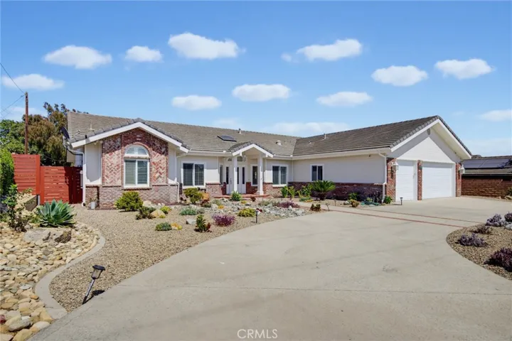 180 Mission Drive, Camarillo, California 93010