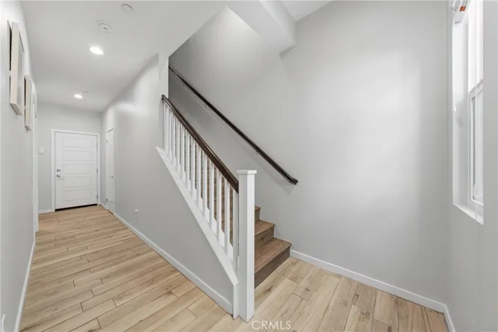 1st floor entrance halway