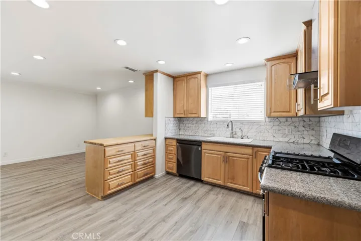19025 Drycliff, Canyon Country, California 91351