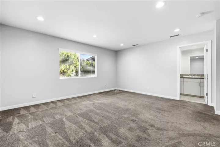 19025 Drycliff, Canyon Country, California 91351