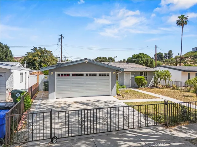 19025 Drycliff, Canyon Country, California 91351