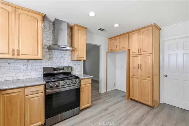19025 Drycliff, Canyon Country, California 91351