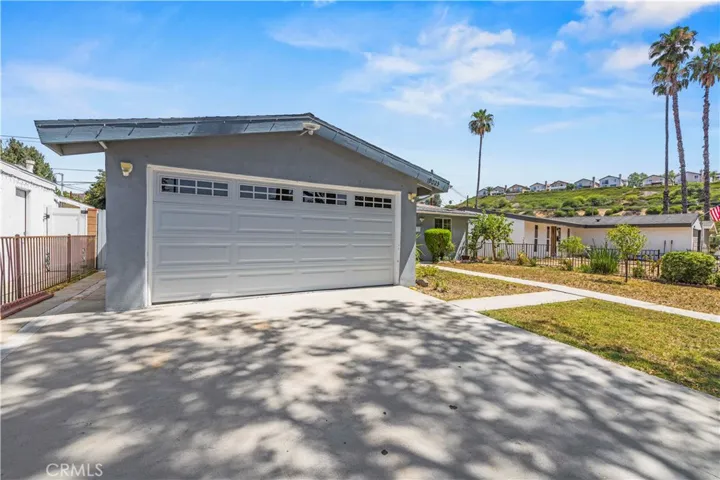 19025 Drycliff, Canyon Country, California 91351