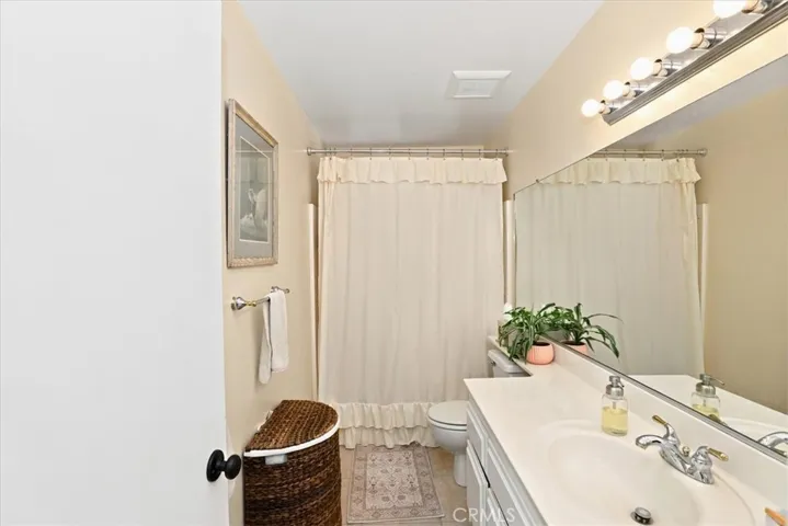 6717 Hunt Court, Riverside, California 92506