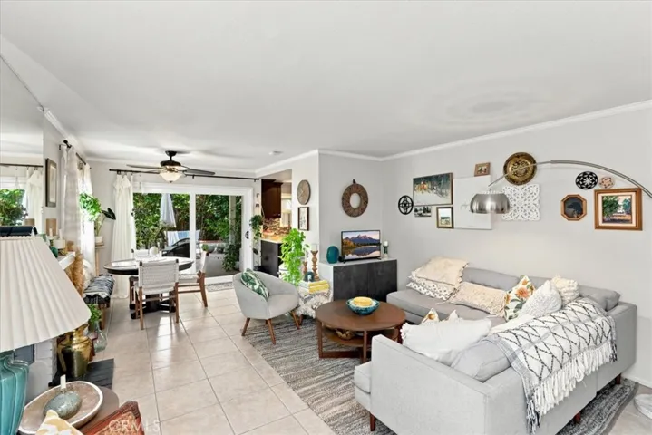 6717 Hunt Court, Riverside, California 92506