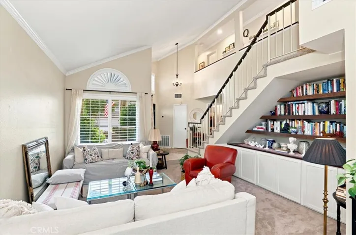 6717 Hunt Court, Riverside, California 92506