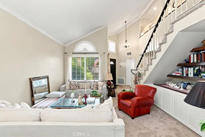 6717 Hunt Court, Riverside, California 92506