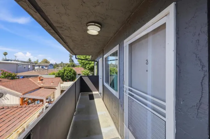 2916 Curtis Avenue, Redwood City, California 94063