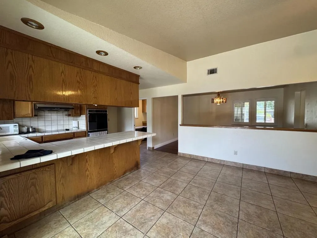 3437 Estate Drive, Stockton, California 95209 — photo 5