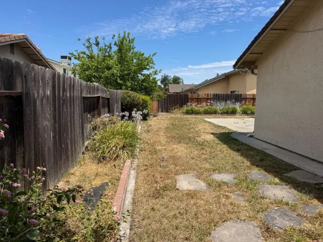 3437 Estate Drive, Stockton, California 95209