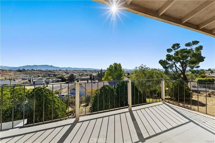 8405 Buckthorn Ave, Hesperia, California 92345